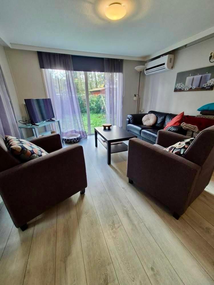 Cosy Chalet Veluwe With A Spacious Garden And Veranda Doornspijk Exterior photo